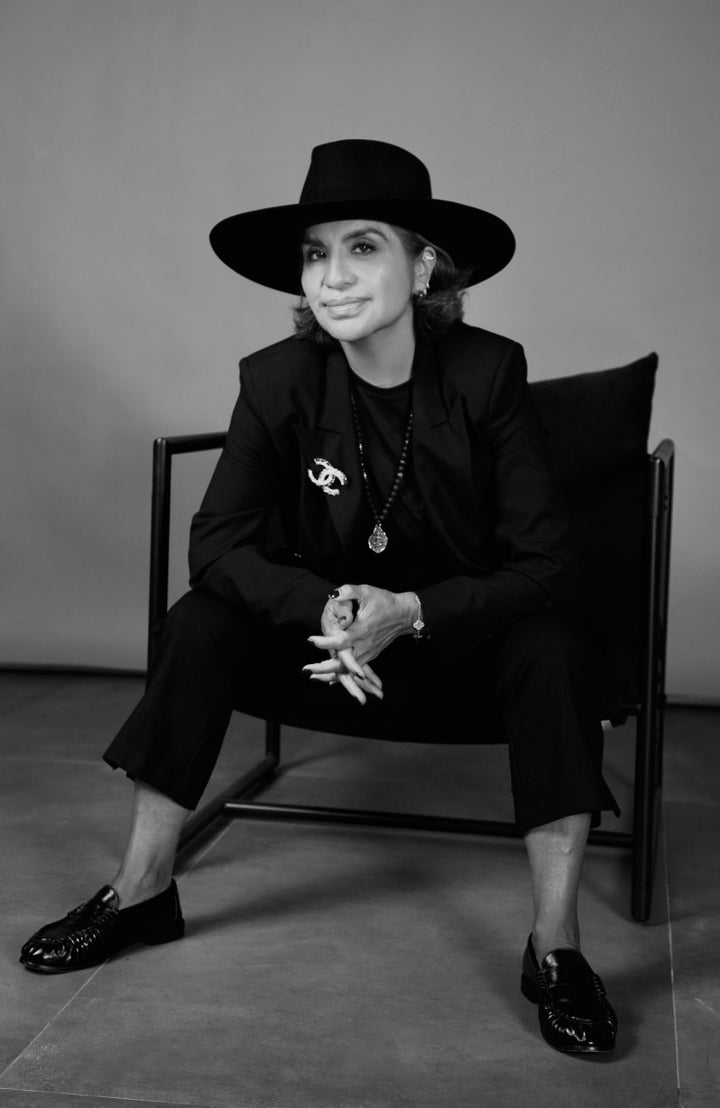 Nubia Rëzo in all black with a plain background